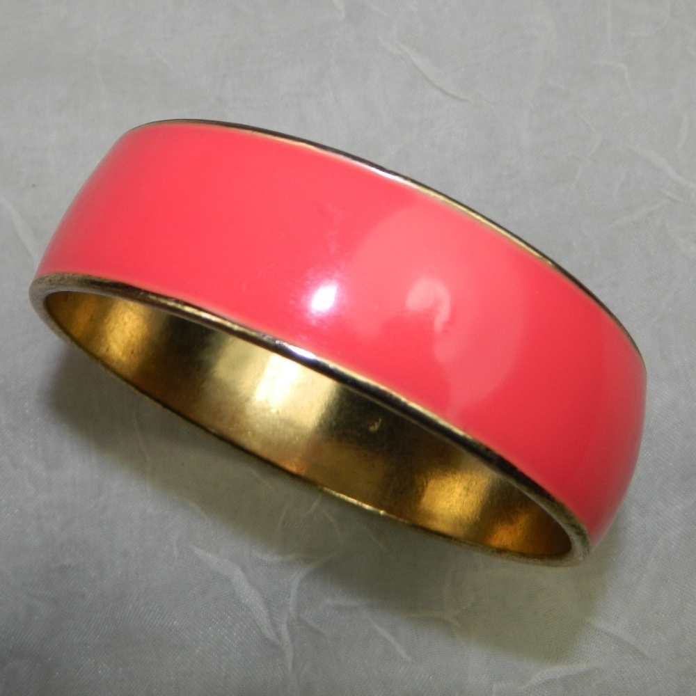 Vintage Fuchsia Pink Enamel Gold Tone Wide Bangle Bracelet Y2K Glam